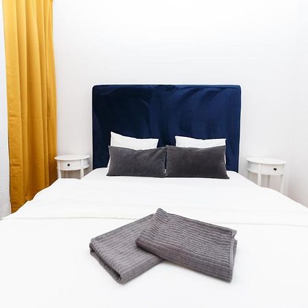 Color Ap Calea Victoriei 12C Apartment Bucharest Luaran gambar