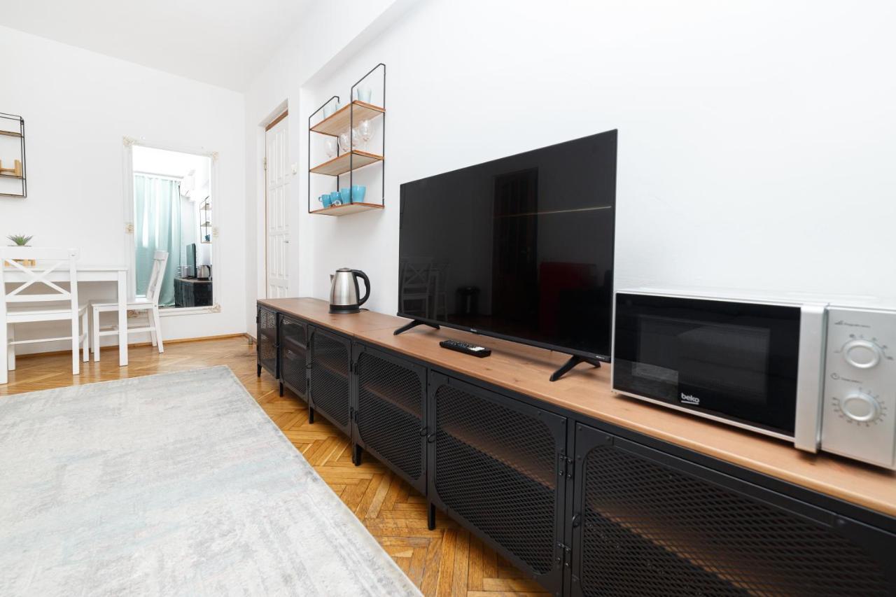 Color Ap Calea Victoriei 12C Apartment Bucharest Luaran gambar