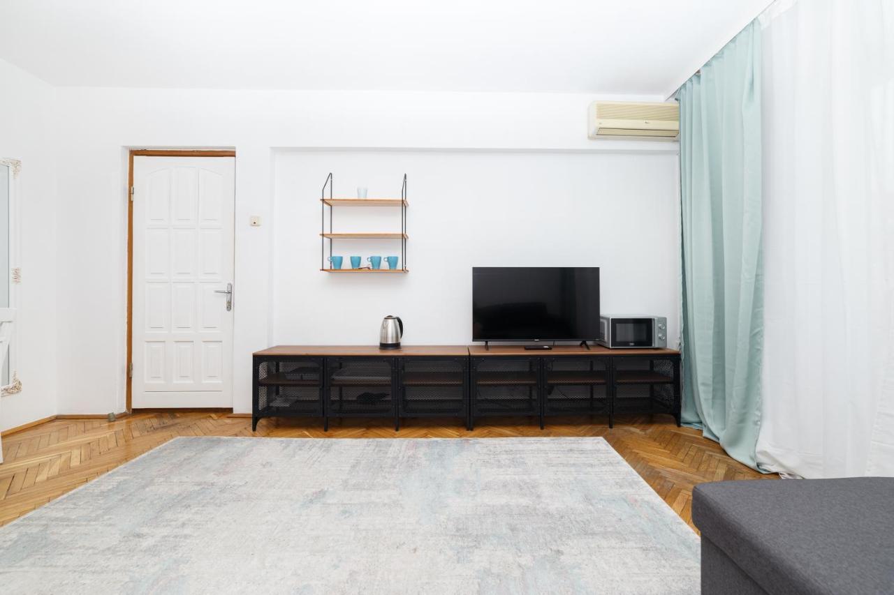 Color Ap Calea Victoriei 12C Apartment Bucharest Luaran gambar