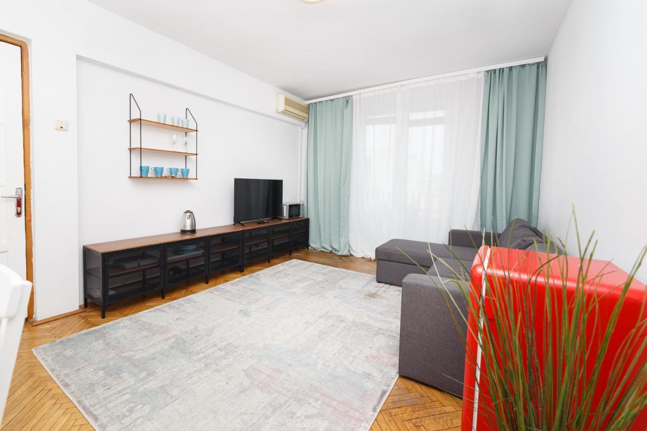 Color Ap Calea Victoriei 12C Apartment Bucharest Luaran gambar