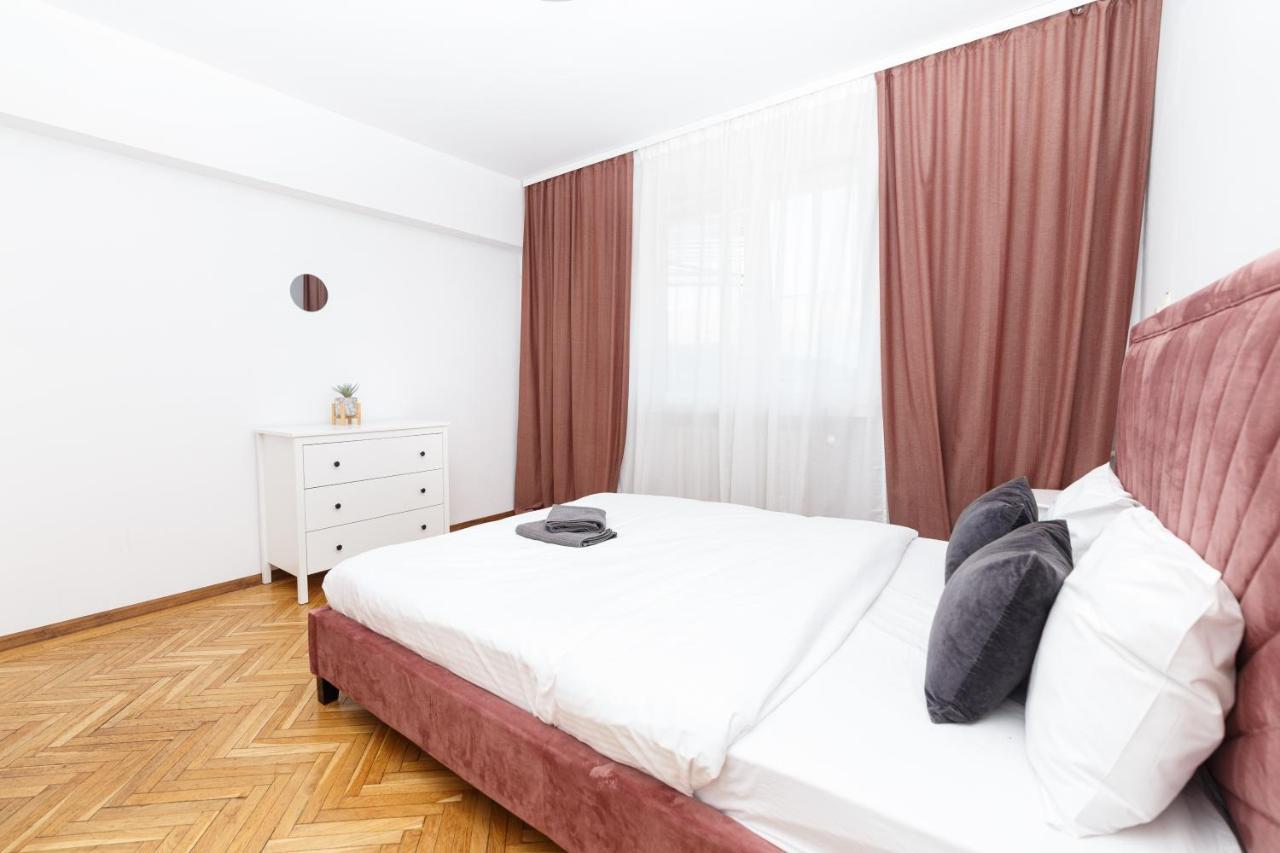 Color Ap Calea Victoriei 12C Apartment Bucharest Luaran gambar