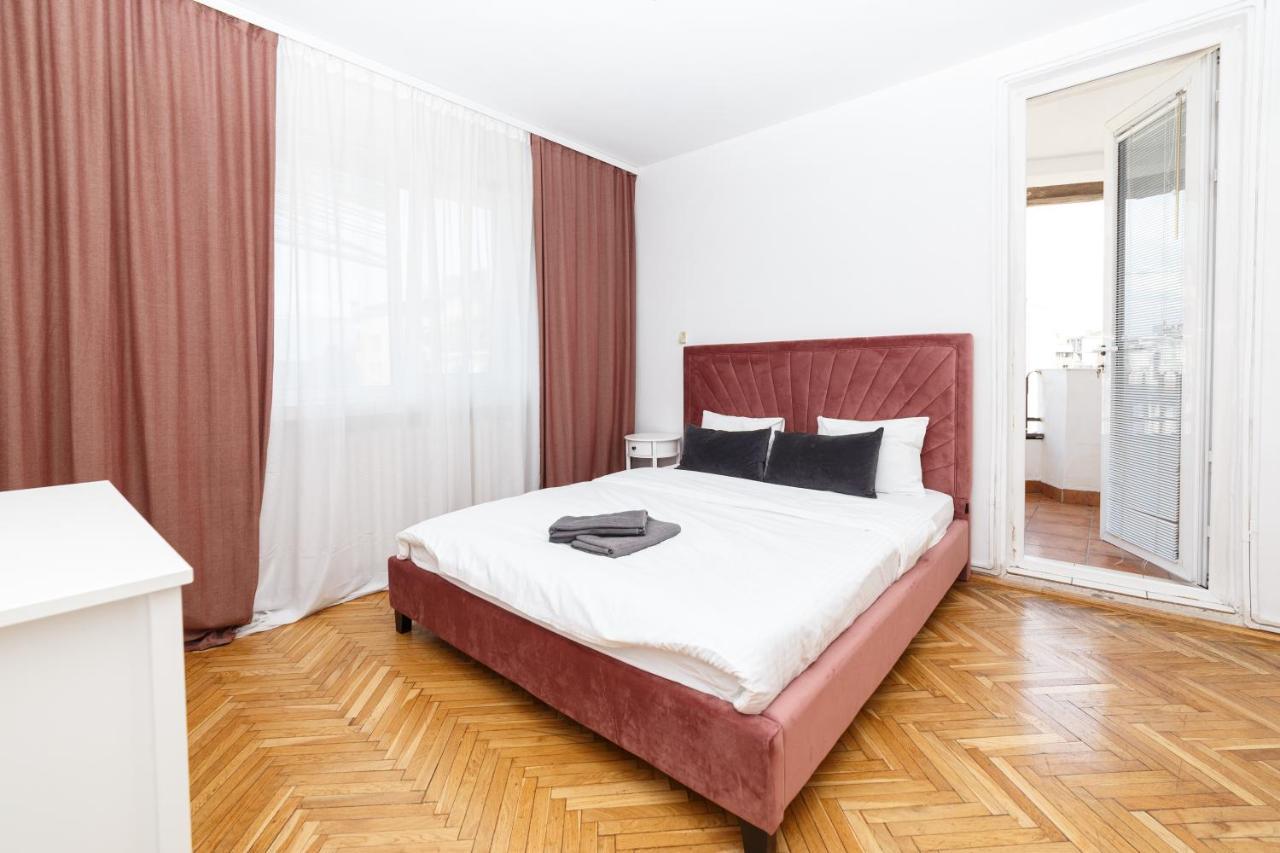 Color Ap Calea Victoriei 12C Apartment Bucharest Luaran gambar