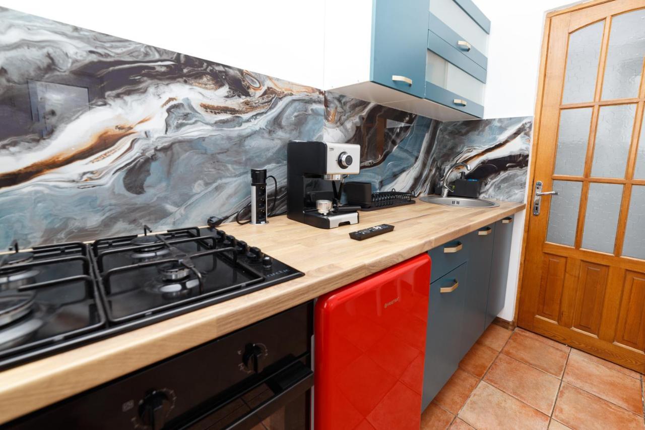 Color Ap Calea Victoriei 12C Apartment Bucharest Luaran gambar